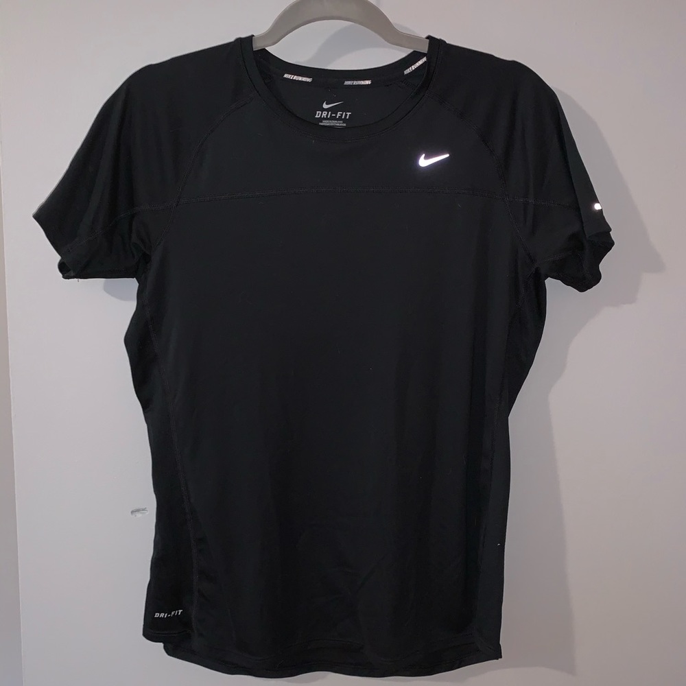 Women’s (LARGE) black dri fit black shirt